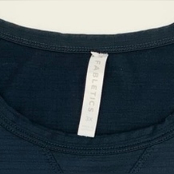 Fabletics Muscle Tank Lightweight Subtle Stripe Black - Picture 4 of 10